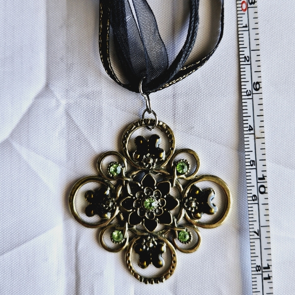 VINTAGE STYLE NECKLACE - Picture 2 of 8